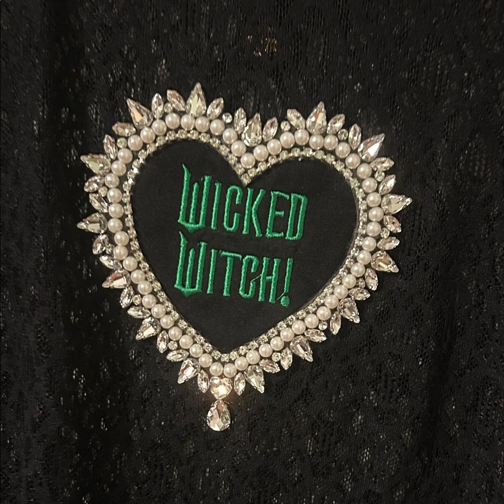 Black Lace Top with Heart Detail - Picture 2 of 5